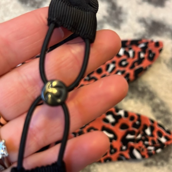 Hello headband + lululemon braided headband - Picture 3 of 6